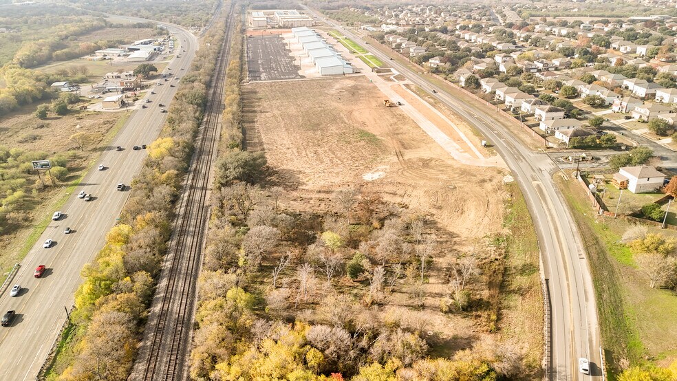 More Photos Of 10042 FM 1976, Universal City Unknown For Lease