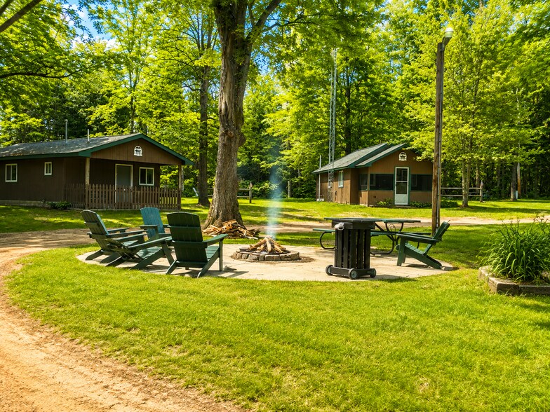 More Photos Of 505 Rainbow Trail park, Mio Hotel For Sale