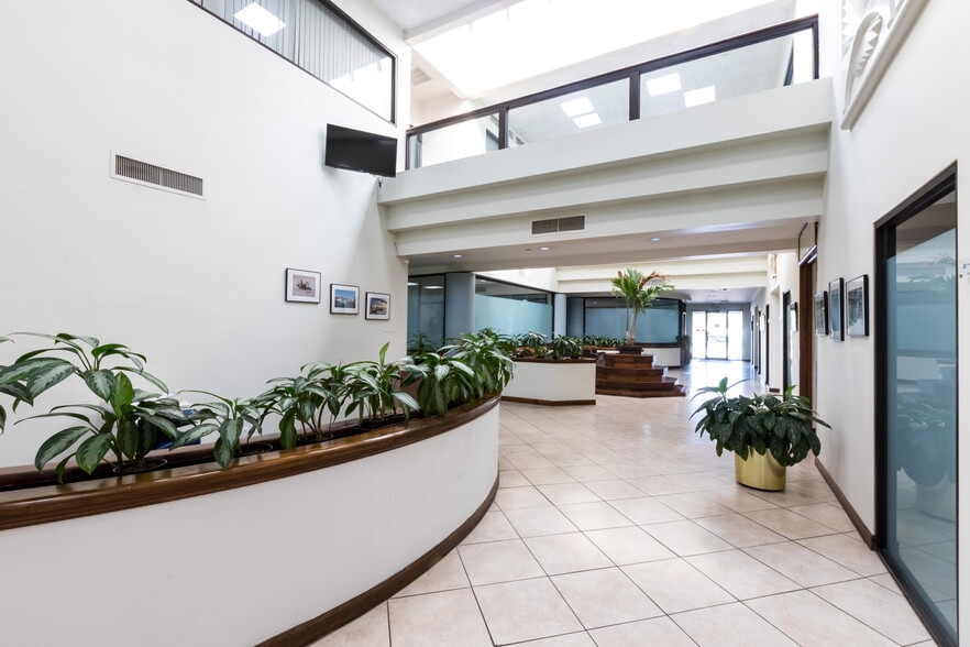 More Photos Of 13575 58th St N, Clearwater Office For Sale
