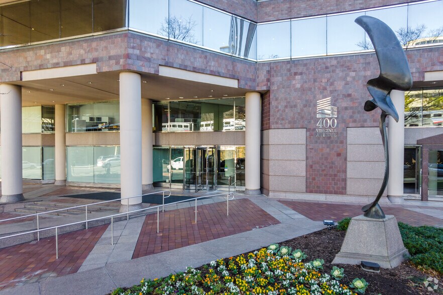 More Photos Of 400 Virginia Ave SW, Washington Office For Lease