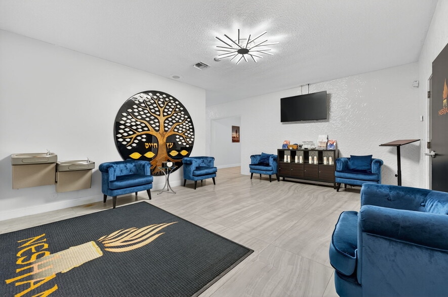 More Photos Of 4213 N Federal Hwy, Pompano Beach Religious Facility For Sale