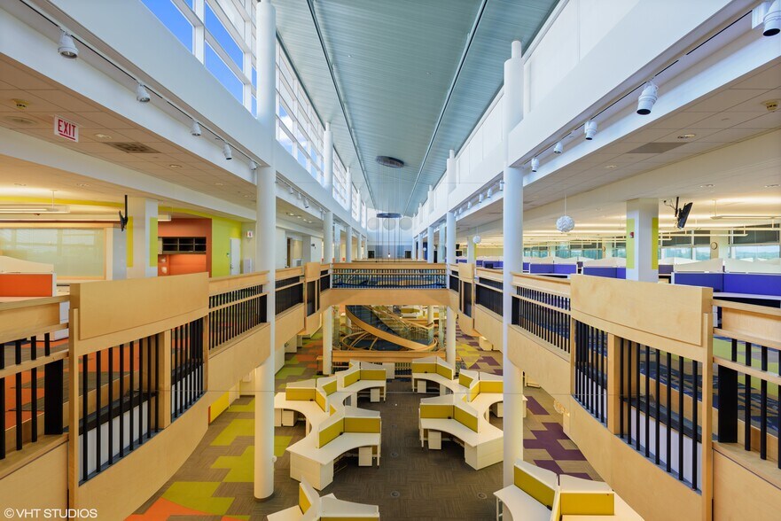 More Photos Of 28301 Ferry Rd, Warrenville Hospital For Lease