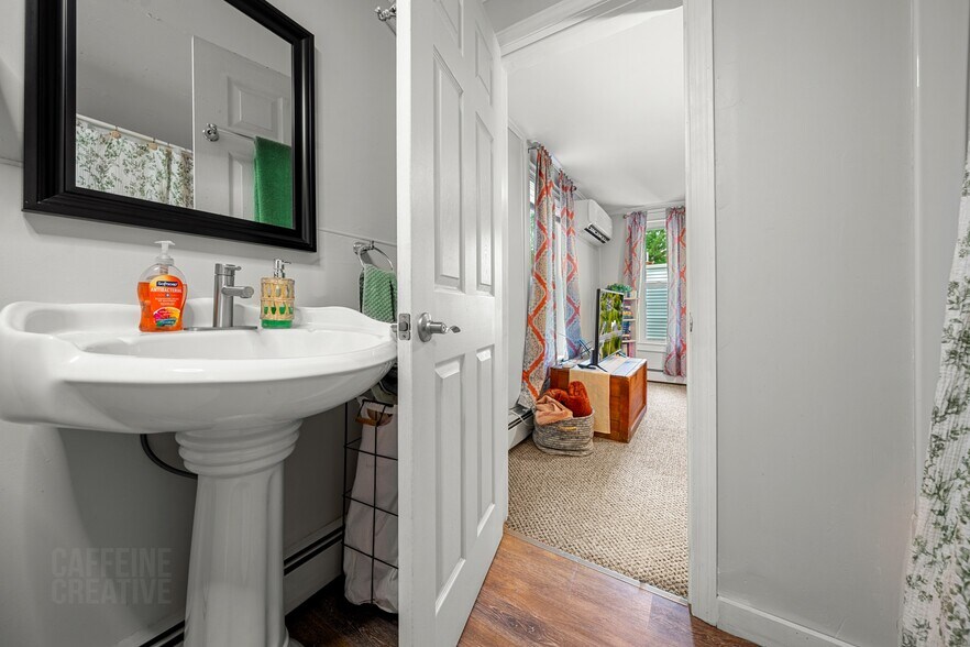 More Photos Of 15 South St, Freeport Apartments For Sale