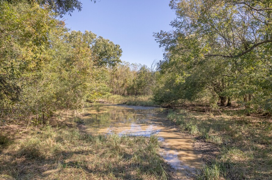 More Photos Of Parker Farm, Edgewood Land For Sale