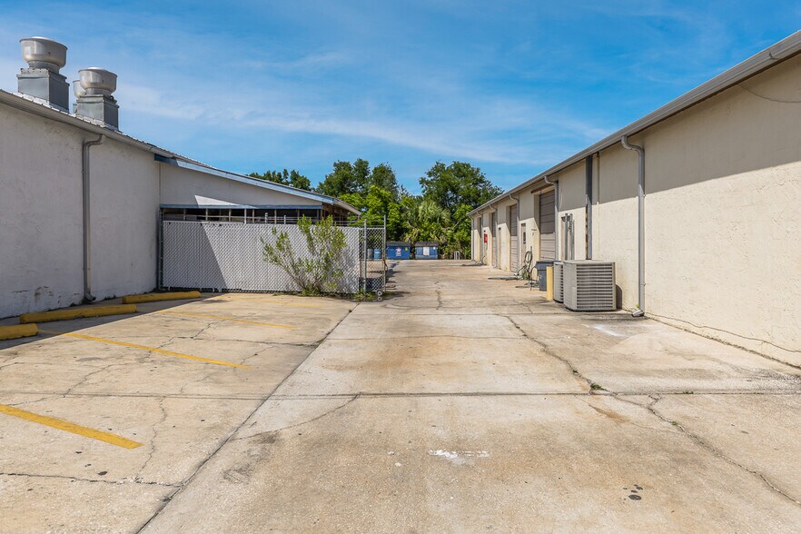 More Photos Of 3545 Recker Hwy, Winter Haven Warehouse For Sale