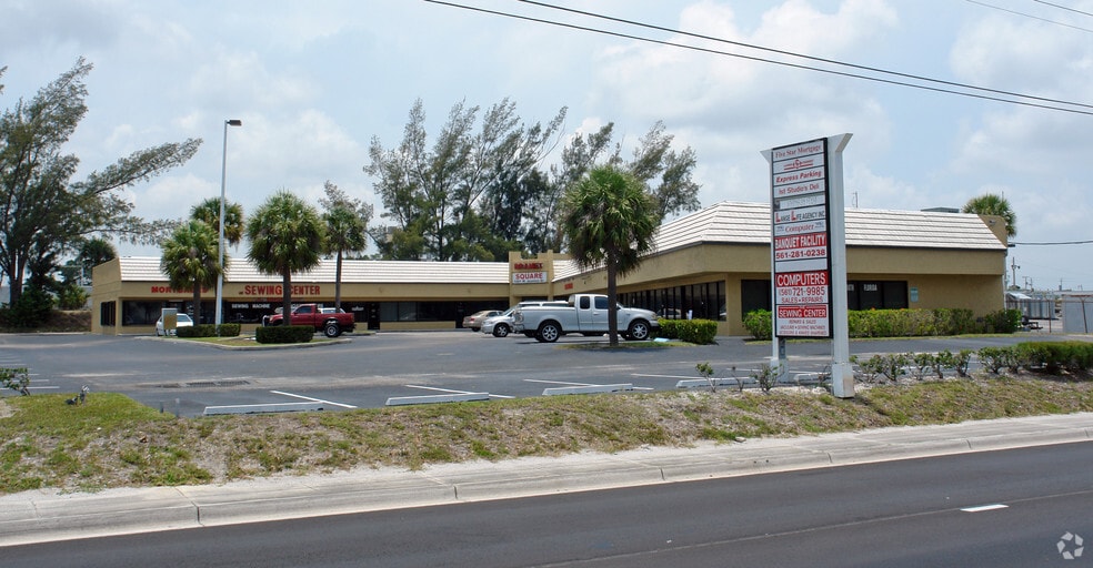 More Photos Of 1001 W Jasmine Dr, West Palm Beach Storefront Retail Office For Sale