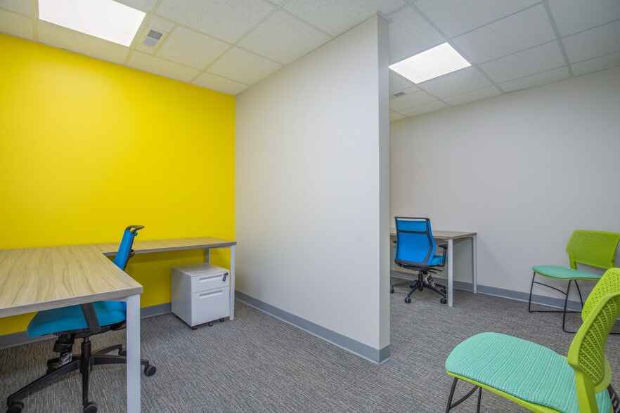 More Photos Of 751 Rue Saint Francois St, Florissant Office For Lease