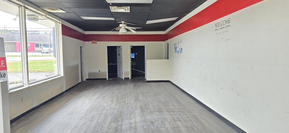 More Photos Of 604 G L Smith St, Morgantown Restaurant For Lease