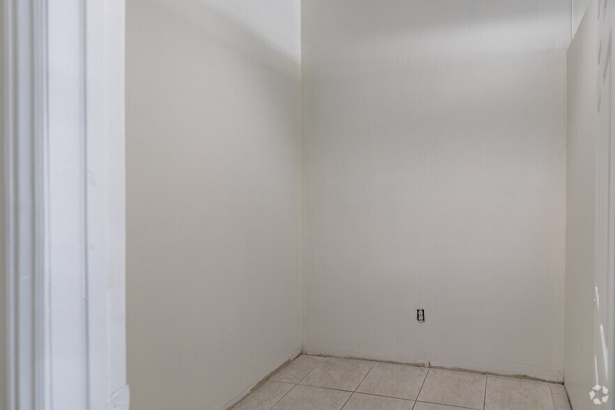 More Photos Of 10120-10130 Garden Grove Blvd, Garden Grove Unknown For Lease