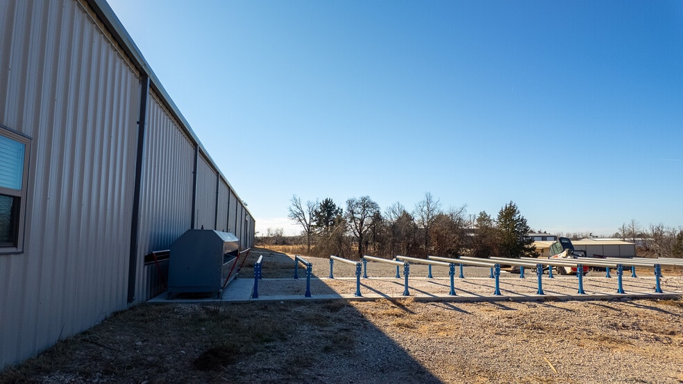 More Photos Of 11535 Sooner Rd, Edmond Warehouse For Sale