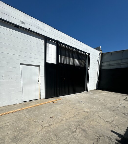 More Photos Of 1348 E 15th St, Los Angeles Warehouse For Lease