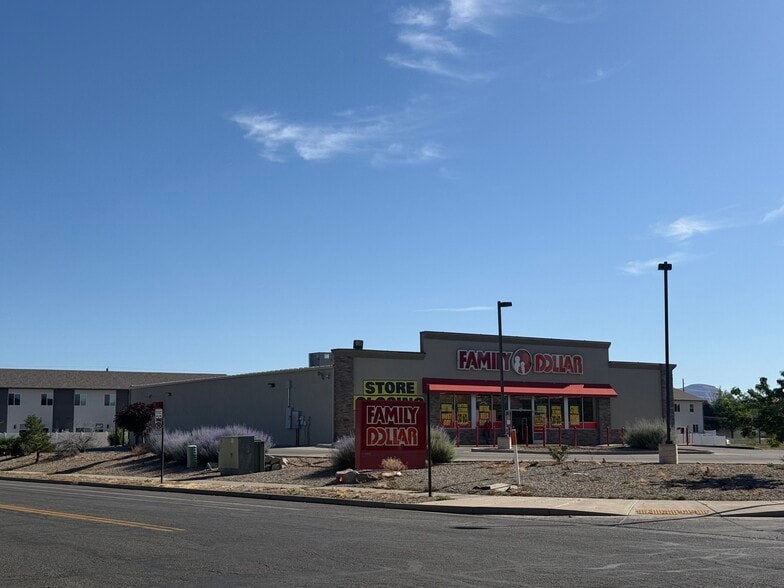More Photos Of 2776 Acrin Ave, Grand Junction Freestanding For Lease