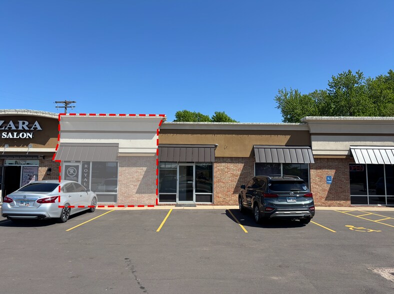Primary Photo Of 1500 W 41st St, Sioux Falls General Retail For Lease