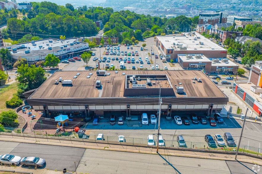 More Photos Of 1835 Centre Ave, Pittsburgh Medical For Lease