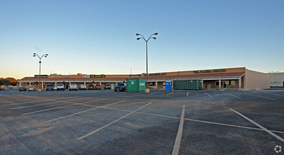 More Photos Of 3524 Knickerbocker Rd, San Angelo Unknown For Lease