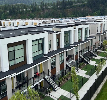 Primary Photo Of 113 Thomas Rd, Chilliwack Apartments For Sale