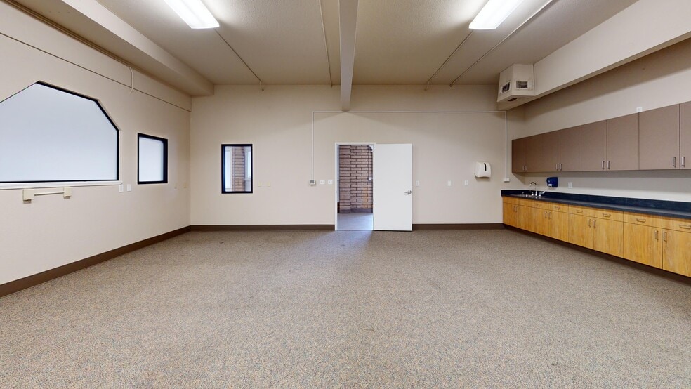 More Photos Of 4216 Shasta Dam Blvd, Shasta Lake General Retail For Lease