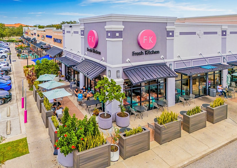 More Photos Of 303-881 N Alafaya Trl, Orlando Unknown For Lease