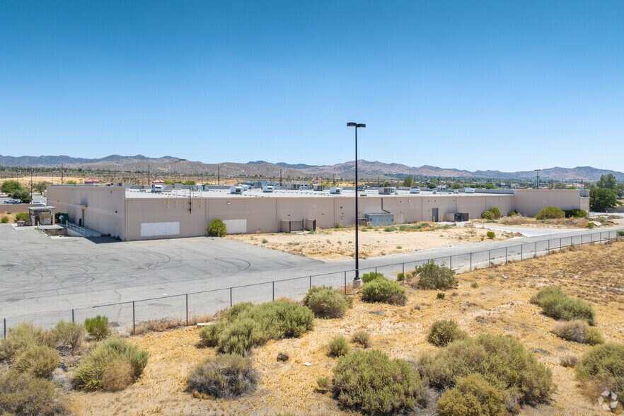 More Photos Of 57980 Twentynine Palms Hwy, Yucca Valley General Retail For Sale