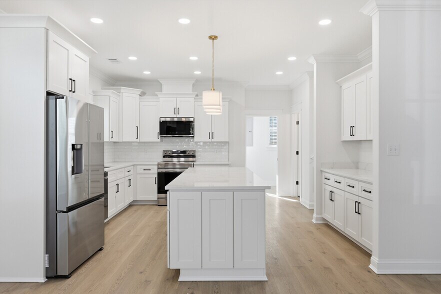 More Photos Of , Savannah Specialty For Sale