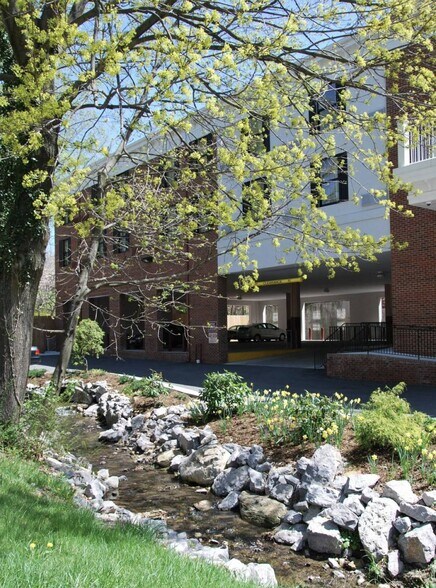 More Photos Of 205 S Main St, Blacksburg Hotel For Sale