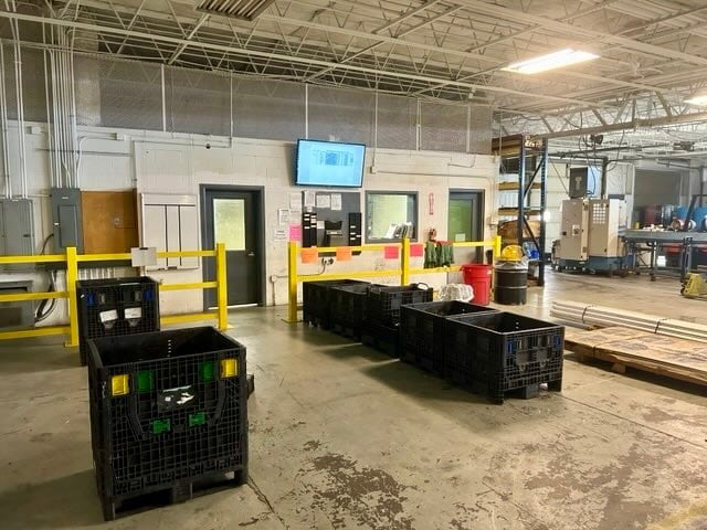 More Photos Of 4200 Legion Dr, Mason Warehouse For Lease