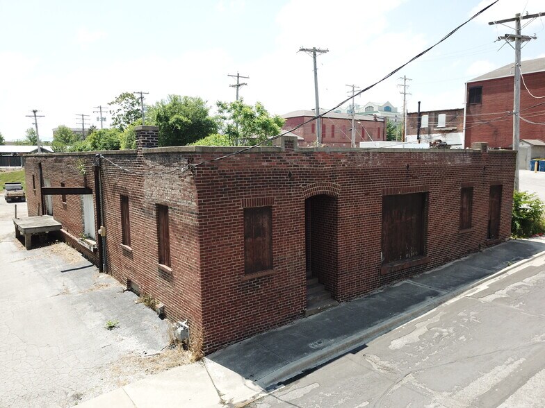 More Photos Of 108- 112 E College St, Edwardsville Land For Sale