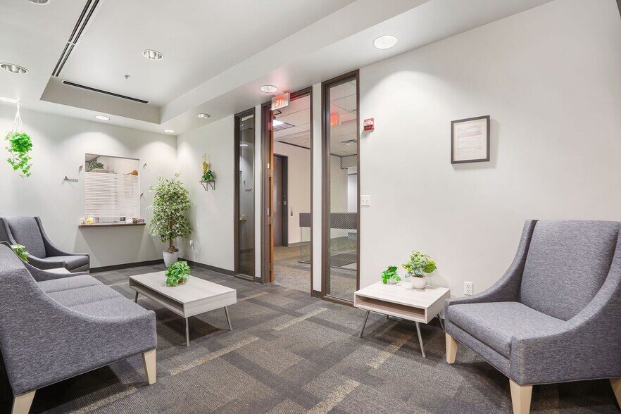 More Photos Of 313 E Anderson Ln, Austin Office For Sale