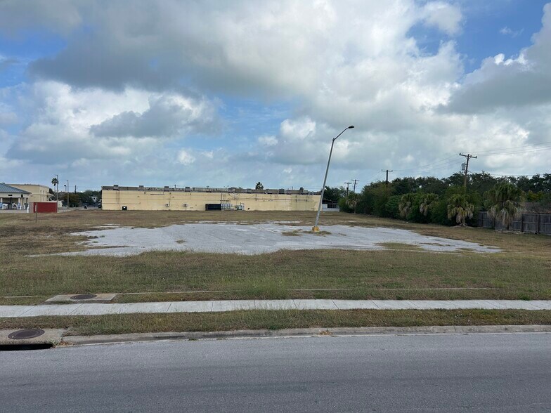 More Photos Of 656 Belmeade St, Corpus Christi Land For Sale