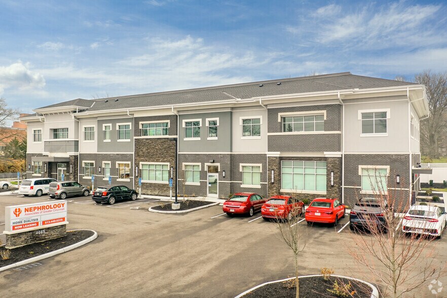 More Photos Of 4665 E Galbraith Rd, Cincinnati Medical For Lease