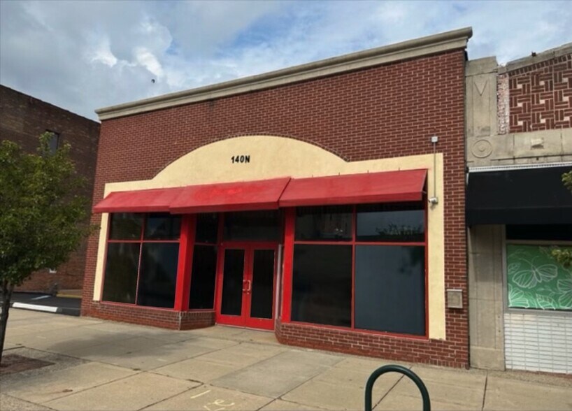 Primary Photo Of 140 N Saginaw St, Pontiac Storefront Retail Office For Lease