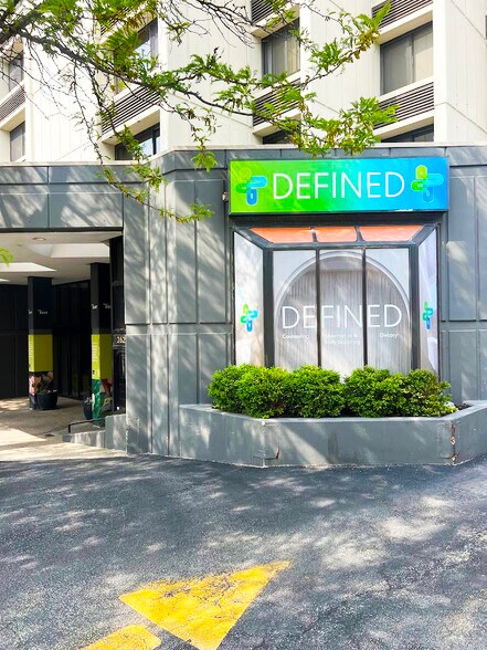 Primary Photo Of 2623-2627 N Clark St, Chicago Apartments For Lease