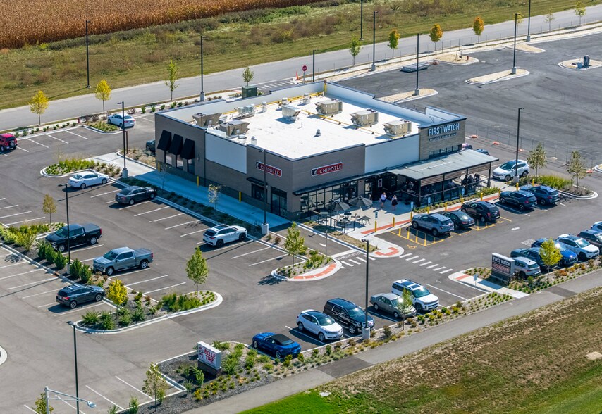 More Photos Of 1721 Randall Rd, Algonquin Restaurant For Sale