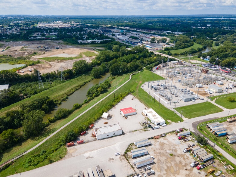 More Photos Of 1306 Bedford St, Indianapolis Warehouse For Sale