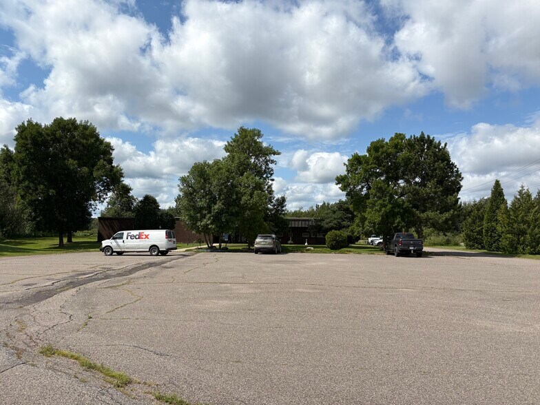 More Photos Of 505 S 12th Ave, Virginia Medical For Sale