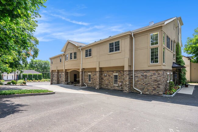 More Photos Of 813 Bethlehem Pike, Erdenheim Medical For Lease
