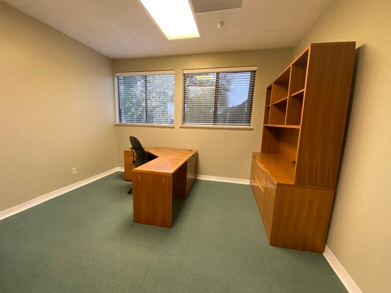 More Photos Of 706-724 5th St, Davis Office For Lease