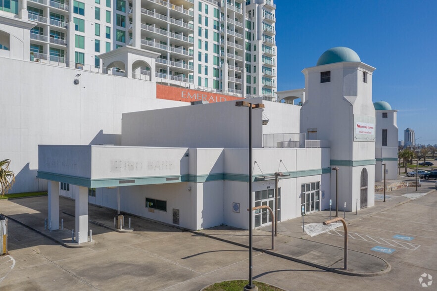 Primary Photo Of 500 Seawall Blvd, Galveston Unknown For Lease
