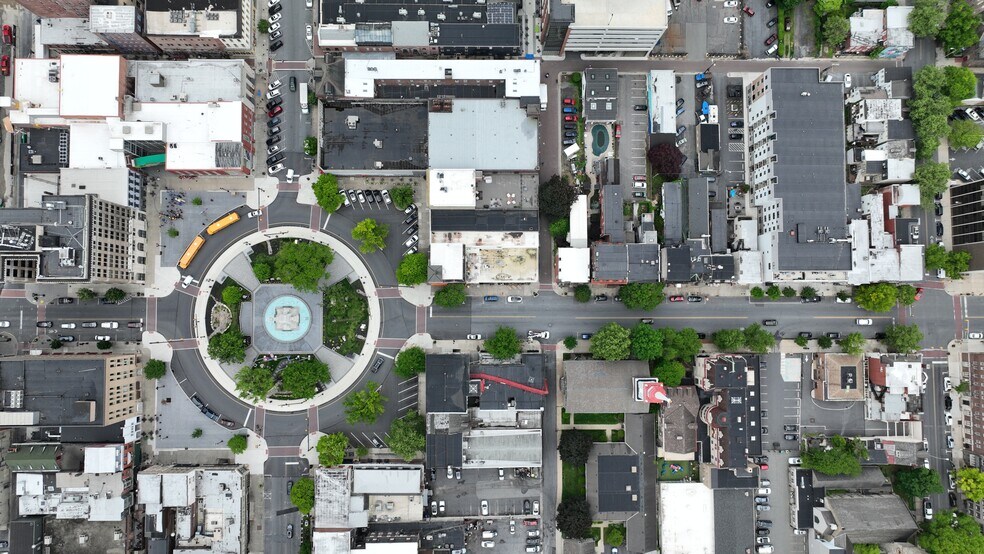 More Photos Of 32 N 3rd St, Easton General Retail For Lease