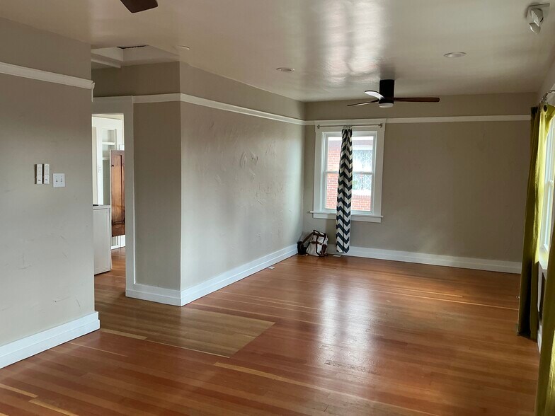 More Photos Of 22 W Taylor St, Reno Office For Sale