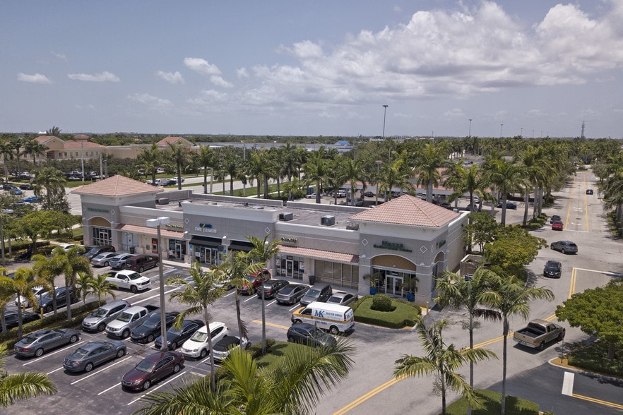 More Photos Of 15801-15999 Pines Blvd, Pembroke Pines Unknown For Lease