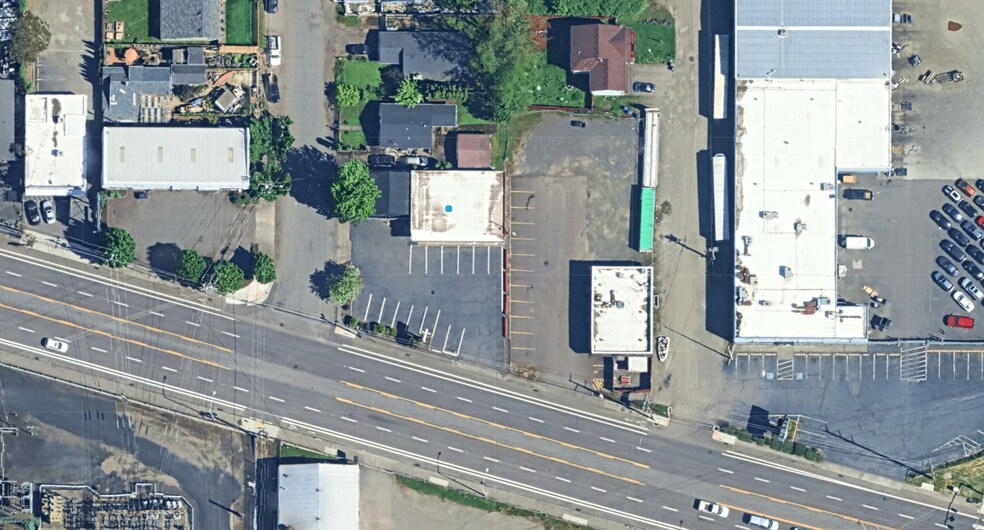 More Photos Of 10307 SE Foster Rd, Portland Freestanding For Sale