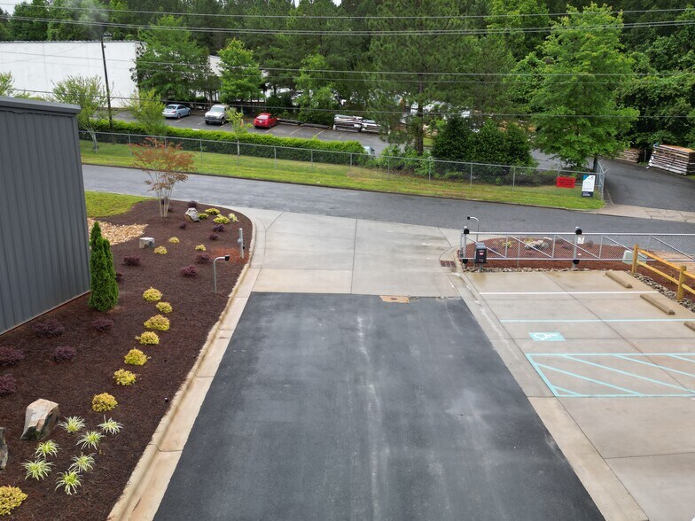 More Photos Of 1848 Chespark Dr, Gastonia Unknown For Lease