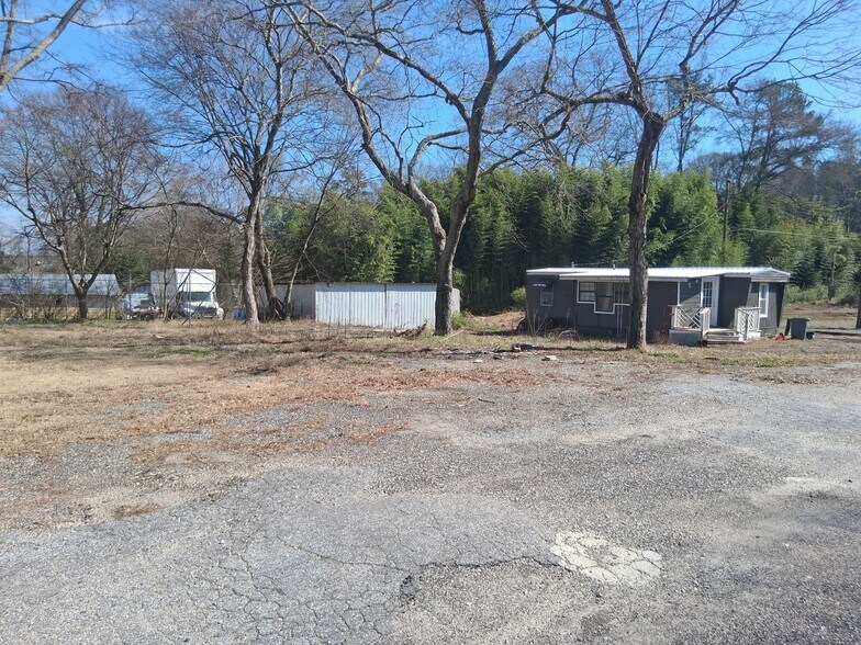 More Photos Of 10235 Veterans Memorial Hwy, Lithia Springs Land For Sale