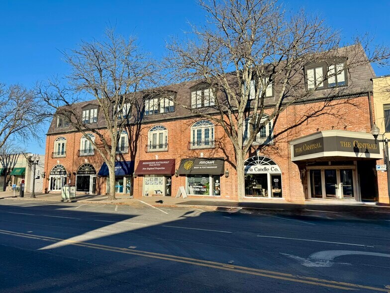More Photos Of 970 Farmington Ave, West Hartford Office For Lease