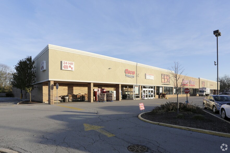 More Photos Of 2317 75th St, Woodridge Supermarket For Sale