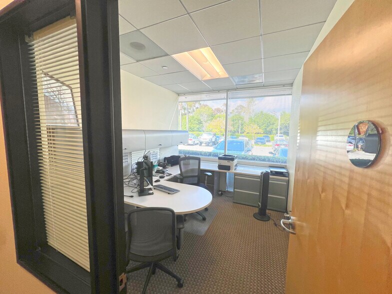 More Photos Of 6550 Hollister Ave, Goleta Office For Lease