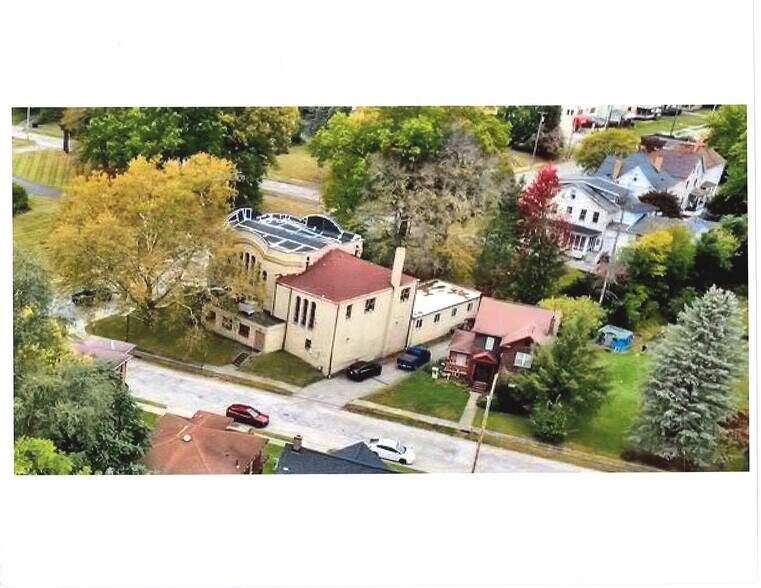 More Photos Of 329 E Moody Ave, New Castle Religious Facility For Sale