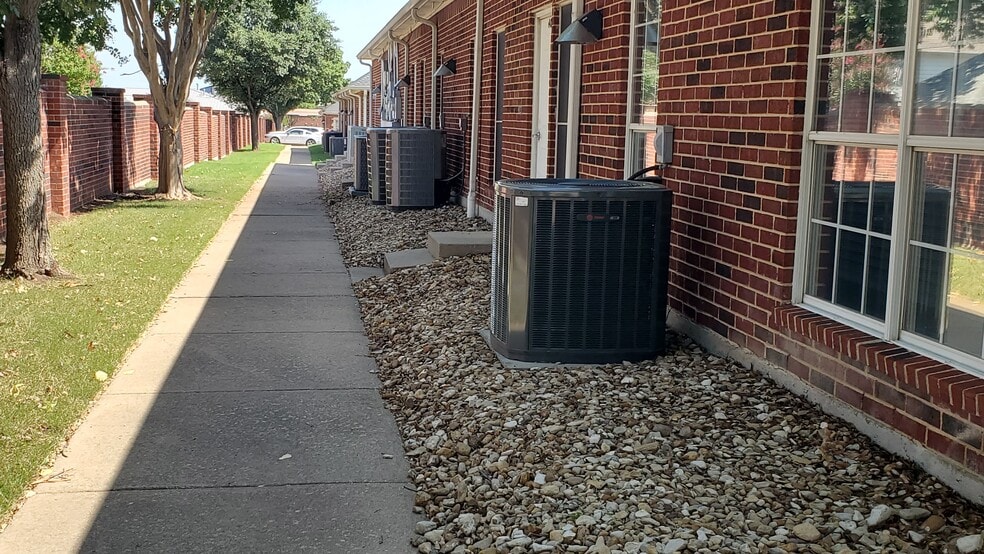 More Photos Of 5805 Coit Rd, Plano Medical For Sale