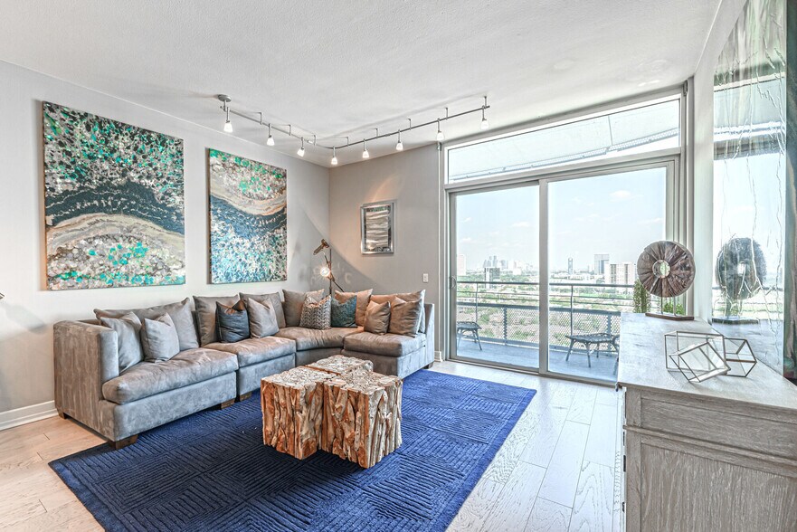 More Photos Of 2929 Weslayan St, Houston Apartments For Lease